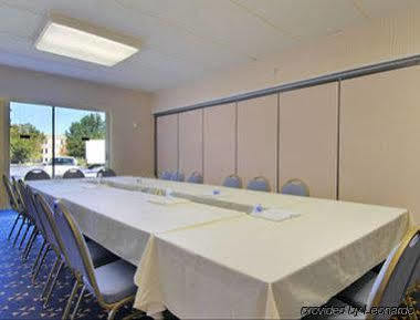 Howard Johnson By Wyndham Hotel Harrisburg